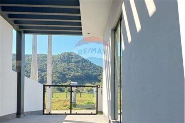 Imagem Casa com 3 Quartos à Venda, em Forquilhas - São José Imagem Casa com 3 Quartos à Venda, em Forquilhas - São José