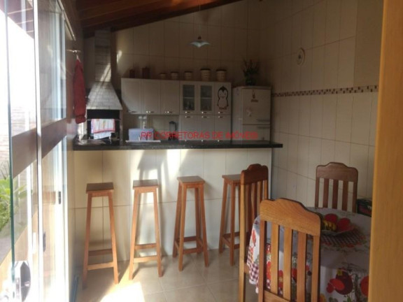 Imagem Casa com 3 Quartos à Venda, 189 m² em Vila Caio Junqueira - Poços De Caldas