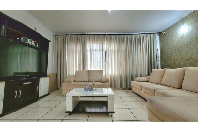 Imagem Casa com 3 Quartos à Venda, 219 m² em Parque Oratório - Santo André Imagem Casa com 3 Quartos à Venda, 219 m² em Parque Oratório - Santo André