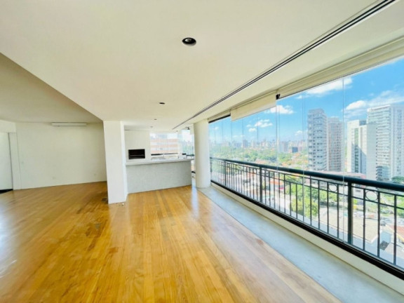 Apartamento com 3 Quartos à Venda, 215 m² em Sumaré - São Paulo