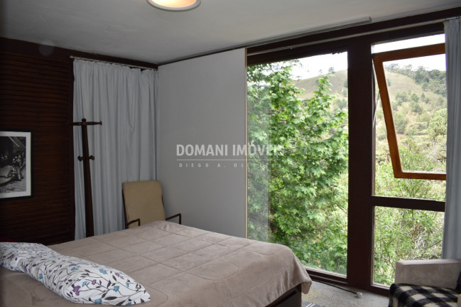 Imagem Casa com 6 Quartos à Venda, 302 m² em Região De Capivari - Campos Do Jordão