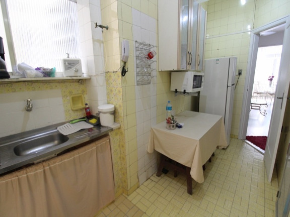 Imagem Apartamento com 3 Quartos para Temporada, 90 m² em Copacabana - Rio De Janeiro