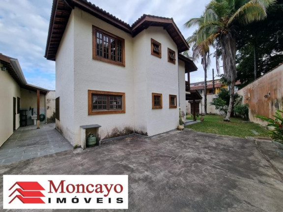 Imagem Sobrado com 5 Quartos à Venda, 387 m² em Balneário Califórnia - Caraguatatuba