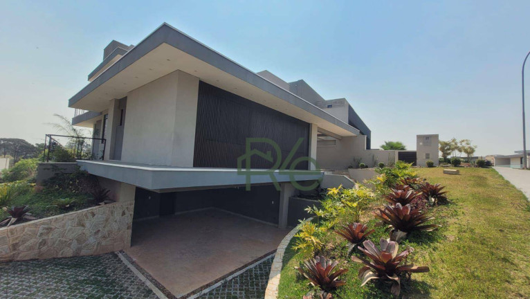 Imagem Casa com 3 Quartos à Venda, 330 m² em Granja Viana - Vintage - Embu Das Artes Imagem Casa com 3 Quartos à Venda, 330 m² em Granja Viana - Vintage - Embu Das Artes