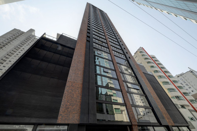 Imagem Apartamento com 4 Quartos à Venda, 135 m² em Centro - Balneário Camboriú Imagem Apartamento com 4 Quartos à Venda, 135 m² em Centro - Balneário Camboriú