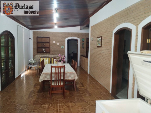 Chácara com 4 Quartos à Venda, 402 m² em Jardim Estância Brasil - Atibaia
