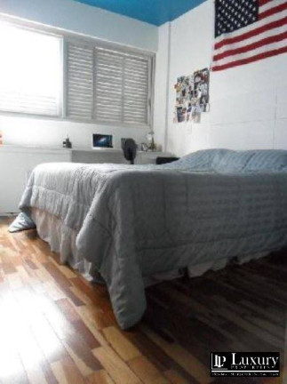 Imagem Casa com 3 Quartos à Venda, 500 m² em Alto De Pinheiros - São Paulo Imagem Casa com 3 Quartos à Venda, 500 m² em Alto De Pinheiros - São Paulo