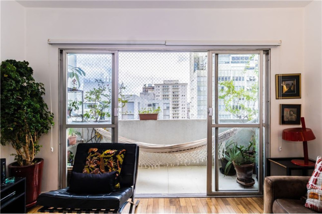 Imagem Apartamento com 3 Quartos à Venda, 122 m² em Itaim Bibi - São Paulo