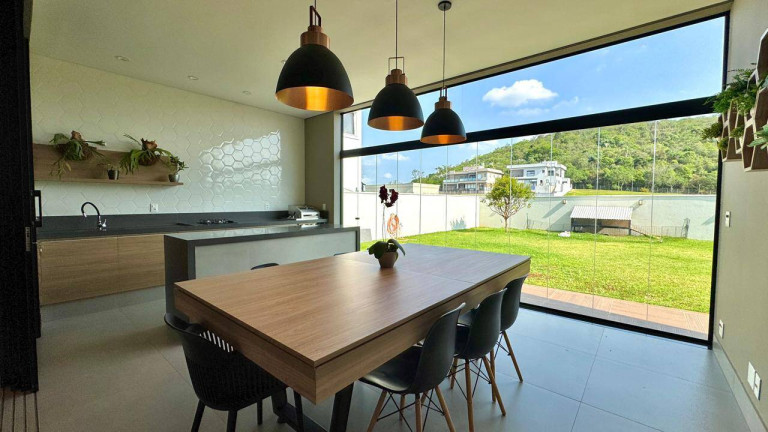 Imagem Casa com 4 Quartos à Venda, 516 m² em Santana De Parnaíba