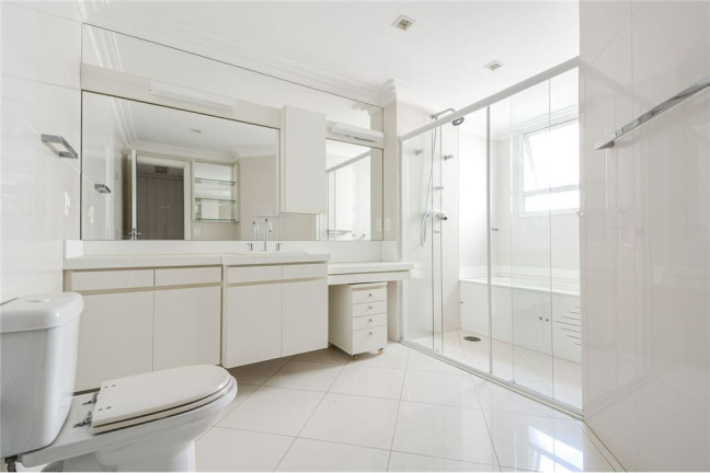 Imagem Apartamento com 3 Quartos à Venda, 235 m² em Brooklin Novo - São Paulo Imagem Apartamento com 3 Quartos à Venda, 235 m² em Brooklin Novo - São Paulo