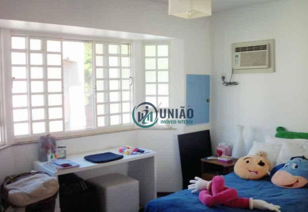 Imagem Casa com 4 Quartos à Venda, 150 m² em Maria Paula - Niterói