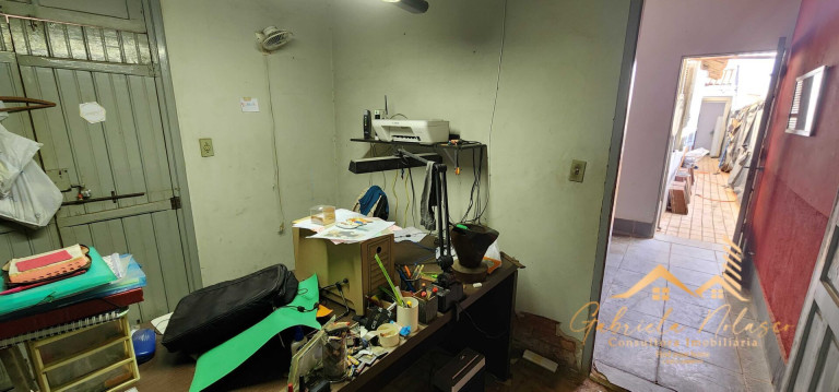 Imagem Casa com 4 Quartos à Venda, em Centro - Mogi Mirim Imagem Casa com 4 Quartos à Venda, em Centro - Mogi Mirim