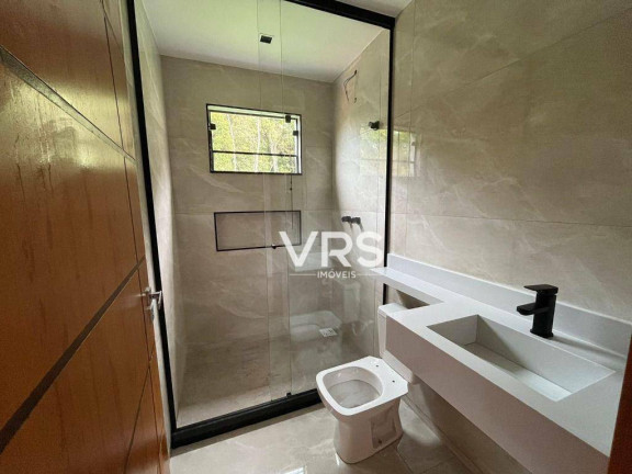 Imagem Casa com 3 Quartos à Venda, 268 m² em Albuquerque - Teresópolis Imagem Casa com 3 Quartos à Venda, 268 m² em Albuquerque - Teresópolis