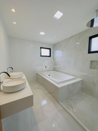 Imagem Casa com 3 Quartos à Venda, 267 m² em Planalto De Carapina - Serra
