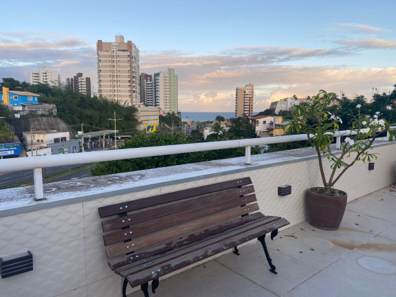 Imagem Imóvel com 4 Quartos à Venda, 198 m² em Pituaçu - Salvador Imagem Imóvel com 4 Quartos à Venda, 198 m² em Pituaçu - Salvador