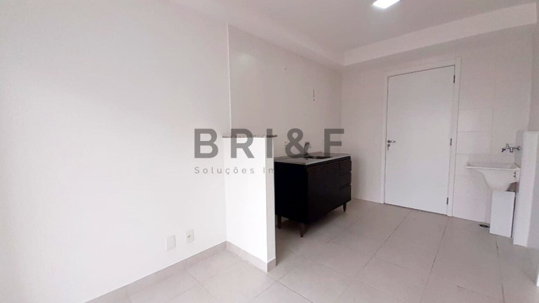 Imagem Apartamento com 1 Quarto para Alugar, 30 m² em Jardim Caravelas - São Paulo