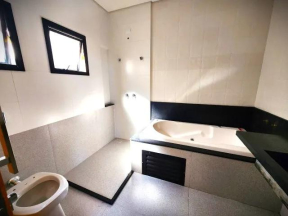 Imagem Casa de Condomínio com 3 Quartos à Venda, 190 m² em Conjunto Habitacional Alexandre Urbanas - Londrina Imagem Casa de Condomínio com 3 Quartos à Venda, 190 m² em Conjunto Habitacional Alexandre Urbanas - Londrina