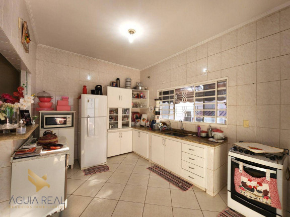 Imagem Casa com 3 Quartos à Venda, 209 m² em Cohafama - Campo Grande Imagem Casa com 3 Quartos à Venda, 209 m² em Cohafama - Campo Grande