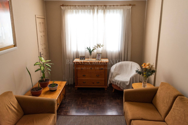Imagem Apartamento com 3 Quartos à Venda, 78 m² em água Verde - Curitiba Imagem Apartamento com 3 Quartos à Venda, 78 m² em água Verde - Curitiba