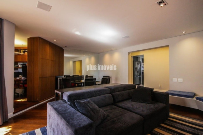 Apartamento com 2 Quartos à Venda, 140 m² em Moema - São Paulo