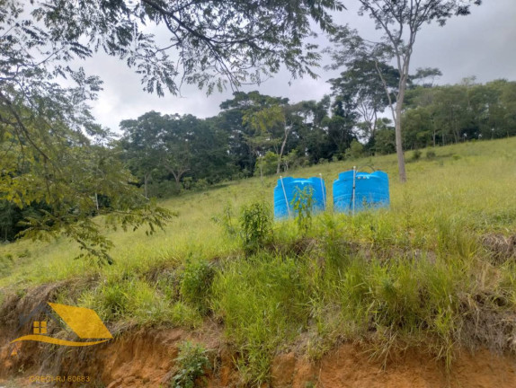Imagem Chácara com 3 Quartos à Venda, 200 m² em Banquete - Bom Jardim