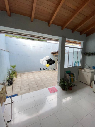 Imagem Casa com 2 Quartos à Venda, 170 m² em Sarandi - Porto Alegre Imagem Casa com 2 Quartos à Venda, 170 m² em Sarandi - Porto Alegre
