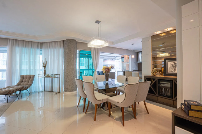 Imagem Apartamento com 4 Quartos à Venda, 195 m² em Meia Praia - Itapema Imagem Apartamento com 4 Quartos à Venda, 195 m² em Meia Praia - Itapema
