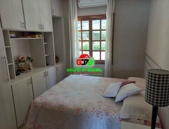 Imagem Chácara com 5 Quartos à Venda, 5.500 m² em Chácaras Condomínio Recanto Pássaros Ii - Jacareí Imagem Chácara com 5 Quartos à Venda, 5.500 m² em Chácaras Condomínio Recanto Pássaros Ii - Jacareí