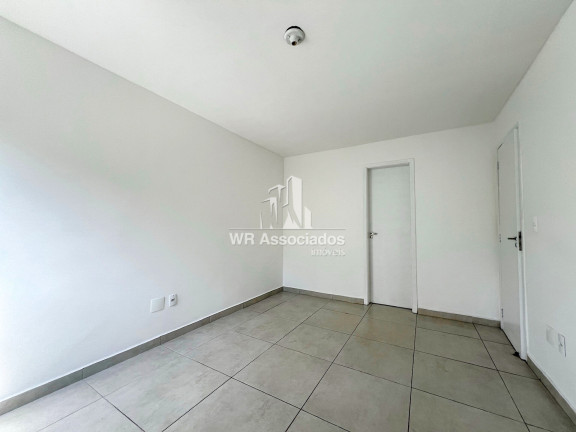 Imagem Apartamento com 3 Quartos à Venda, 158 m² Imagem Apartamento com 3 Quartos à Venda, 158 m²