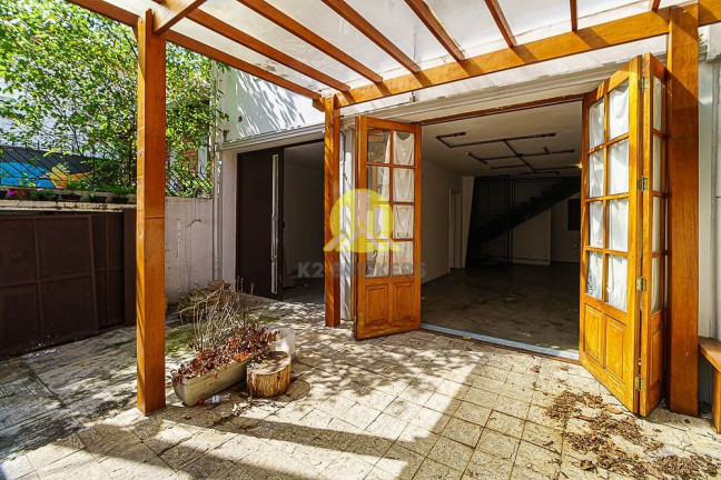 Imagem Casa com 7 Quartos à Venda, 195 m² em Pinheiros - São Paulo Imagem Casa com 7 Quartos à Venda, 195 m² em Pinheiros - São Paulo