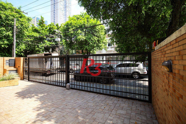 Imagem Sobrado com 3 Quartos para Alugar, 230 m² em Gonzaga - Santos