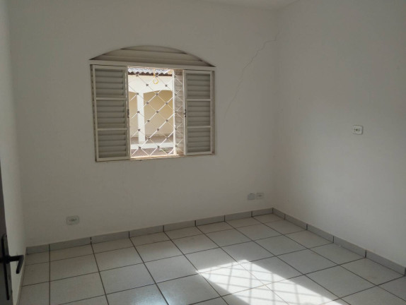 Imagem Casa com 3 Quartos para Alugar, em Ourinhos Imagem Casa com 3 Quartos para Alugar, em Ourinhos