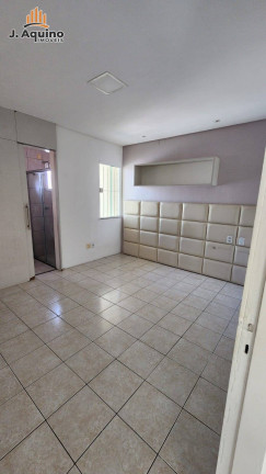 Imagem Casa à Venda, em Fortaleza Imagem Casa à Venda, em Fortaleza