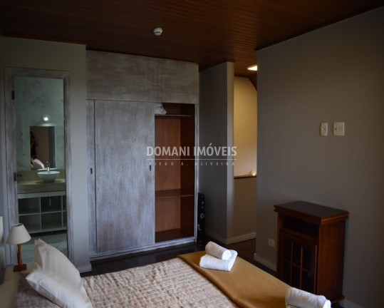 Imagem Imóvel com 2 Quartos à Venda, 84 m² em Região De Capivari - Campos Do Jordão Imagem Imóvel com 2 Quartos à Venda, 84 m² em Região De Capivari - Campos Do Jordão