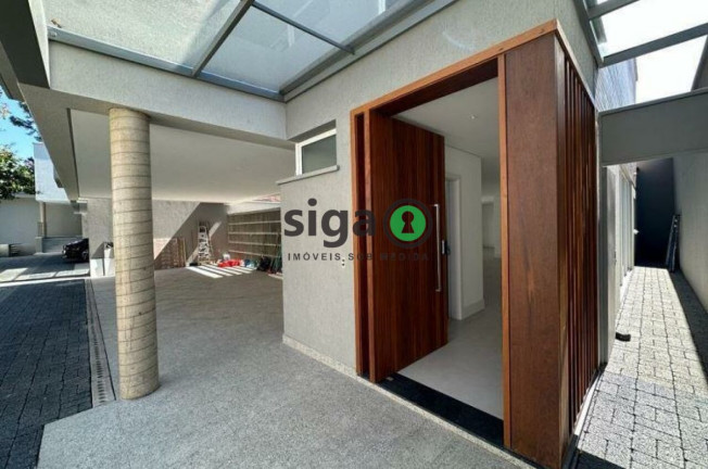Imagem Casa com 3 Quartos à Venda, 472 m² em Alto Da Boa Vista - São Paulo