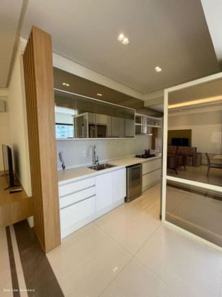 Imagem Imóvel com 4 Quartos à Venda, 189 m² em Meia Praia - Itapema Imagem Imóvel com 4 Quartos à Venda, 189 m² em Meia Praia - Itapema