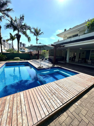 Imagem Casa com 3 Quartos à Venda, em América - Joinville Imagem Casa com 3 Quartos à Venda, em América - Joinville