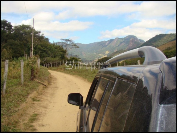 Imagem Imóvel com 1 Quarto à Venda, 11.130.000 m² em Caxambu - Bananal