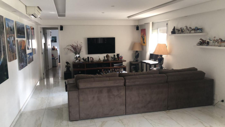Imagem Apartamento com 3 Quartos à Venda, 194 m² em Aclimação - São Paulo Imagem Apartamento com 3 Quartos à Venda, 194 m² em Aclimação - São Paulo