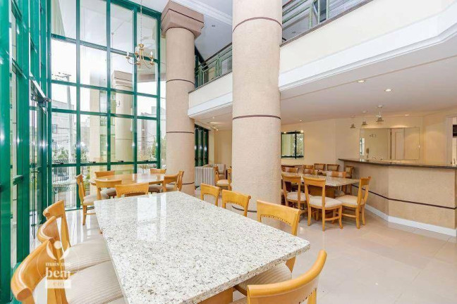 Imagem Apartamento com 3 Quartos à Venda, 149 m² em Centro - Curitiba