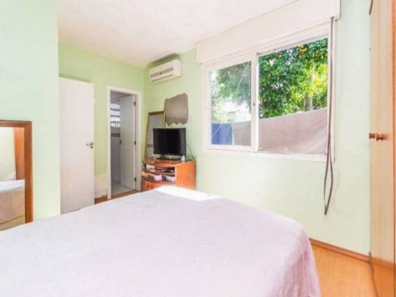 Imagem Casa com 3 Quartos à Venda, 146 m² em Jardim Itu - Porto Alegre Imagem Casa com 3 Quartos à Venda, 146 m² em Jardim Itu - Porto Alegre