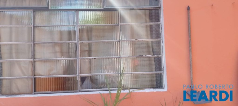 Imagem Casa com 2 Quartos à Venda, 187 m² em Jardim Utinga - Santo André Imagem Casa com 2 Quartos à Venda, 187 m² em Jardim Utinga - Santo André