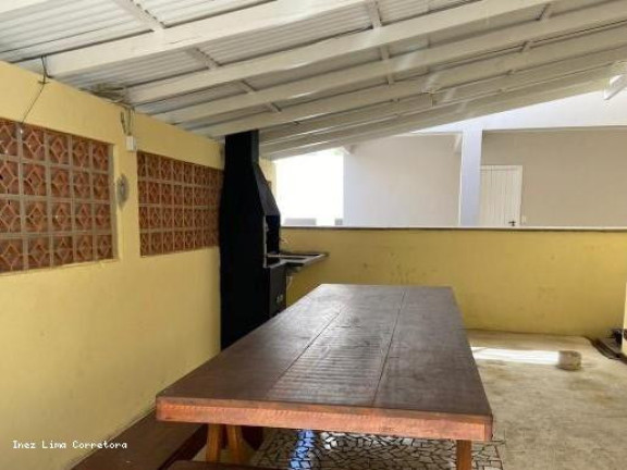 Imagem Casa com 3 Quartos para Temporada, 140 m² em Meia Praia - Itapema