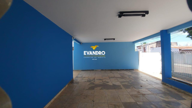 Imagem Casa com 3 Quartos à Venda, 360 m² em Morada Do Ouro - Cuiabá Imagem Casa com 3 Quartos à Venda, 360 m² em Morada Do Ouro - Cuiabá