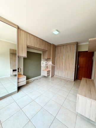Imagem Casa com 3 Quartos à Venda, 500 m² em Vicente Pires - Brasília Imagem Casa com 3 Quartos à Venda, 500 m² em Vicente Pires - Brasília