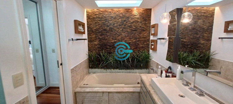 Imagem Casa com 3 Quartos à Venda, 350 m² em Itaipu - Niterói