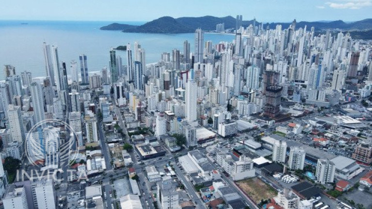 Imagem Apartamento com 3 Quartos à Venda, 65 m² em Nações - Balneário Camboriú