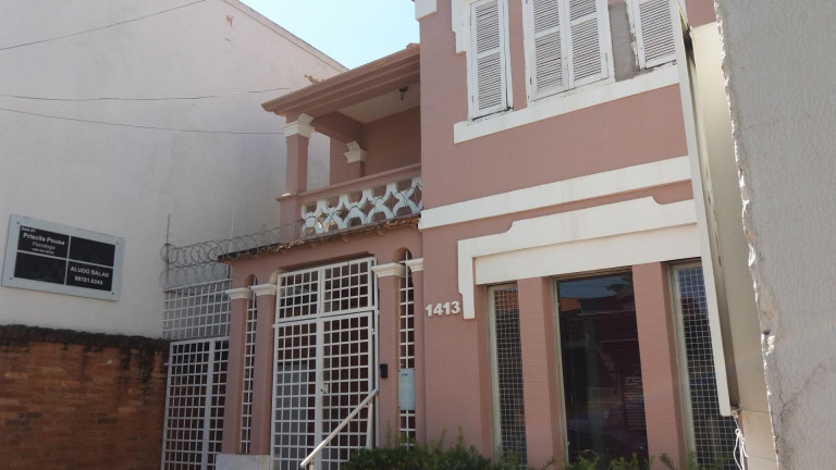 Casa com 3 Quartos para Alugar, 200 m² em Centro - Piracicaba