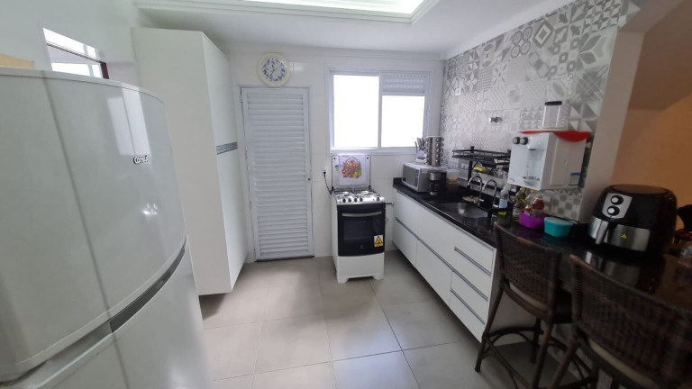 Imagem Casa com 3 Quartos à Venda, 117 m² em Aparecida - Santos