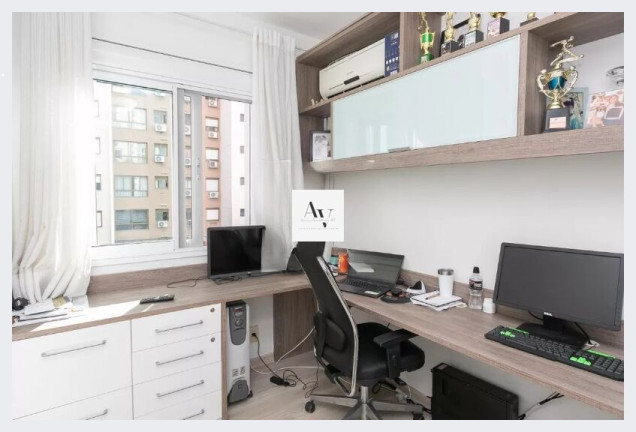 Imagem Apartamento com 3 Quartos à Venda, 106 m² em Passo D'areia - Porto Alegre